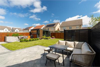 10 Ramslack Street, Balerno, EH14 5FE - image 5