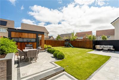 10 Ramslack Street, Balerno, EH14 5FE - image 6