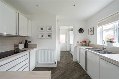 10 Ramslack Street, Balerno, EH14 5FE - image 10