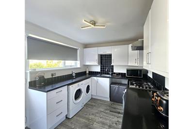 37 Greenacres,
Ardrossan,
KA22 7PP - image 3