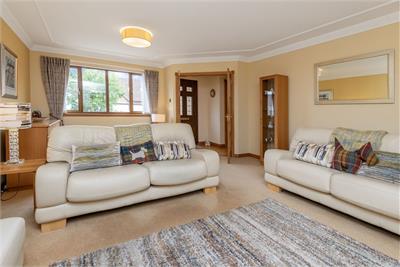 10 Craigfoot Walk, Kirkcaldy, KY1 1GA - image 2