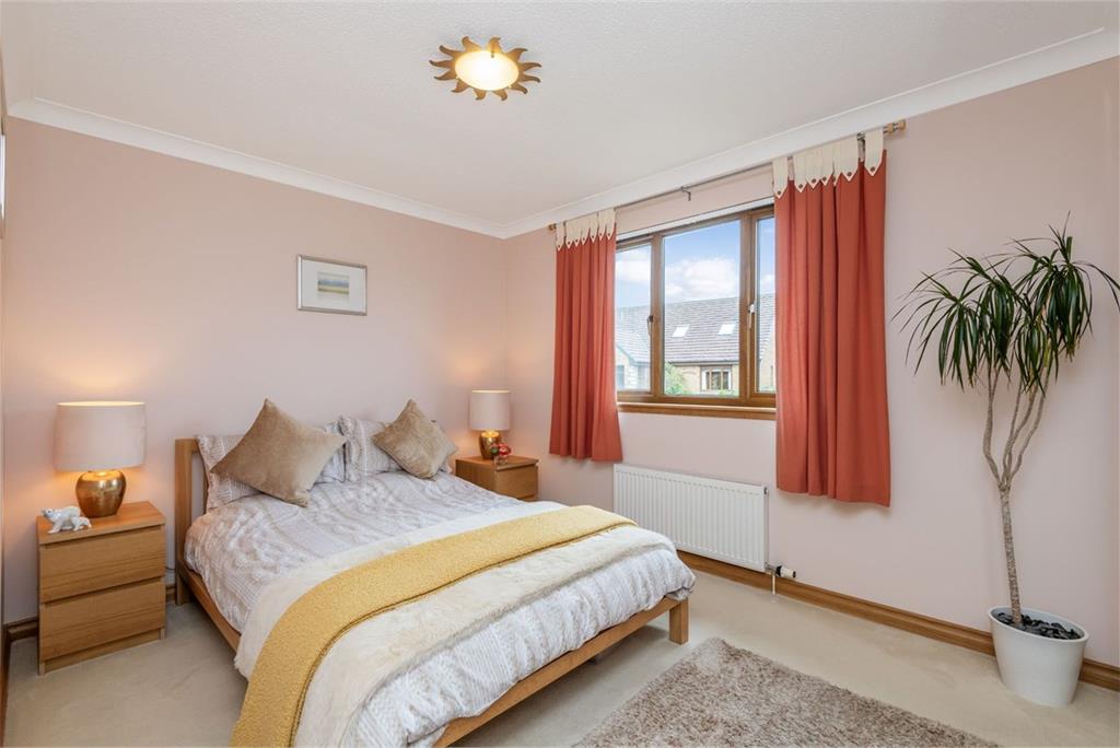 10 Craigfoot Walk,
Kirkcaldy,
KY1 1GA - image 7