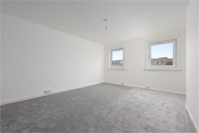 70 Blacklaw Road, Dunfermline, KY11 4AP - image 2