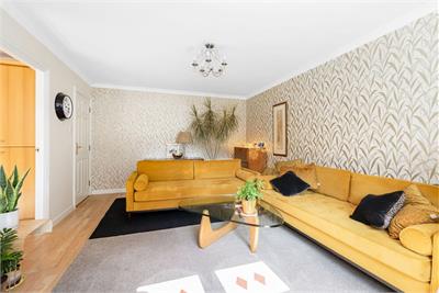 17/1 Craigend Park, Liberton, Edinburgh, EH16 5XX - image 2