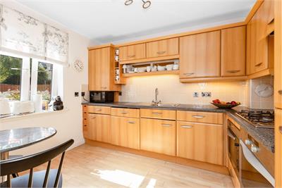 17/1 Craigend Park, Liberton, Edinburgh, EH16 5XX - image 3