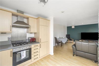 1/15 Hawkhill Close, Edinburgh, EH7 6AB - image 5