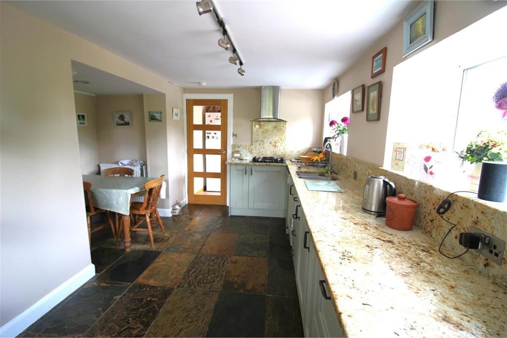 5 Douglas Terrace,
Lockerbie,
DG11 2DZ - image 17