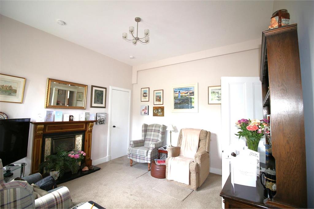 5 Douglas Terrace,
Lockerbie,
DG11 2DZ - image 9