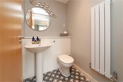 2/1 5 Richmond Park Gardens, Oatlands, G5 0HG - image 11