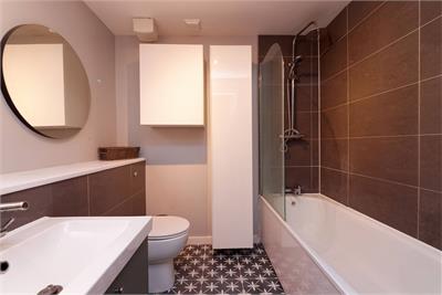 2/1 5 Richmond Park Gardens, Oatlands, G5 0HG - image 14