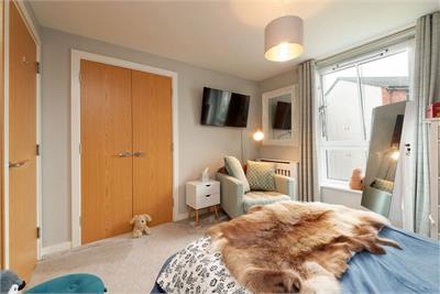 2/1 5 Richmond Park Gardens, Oatlands, G5 0HG - image 9