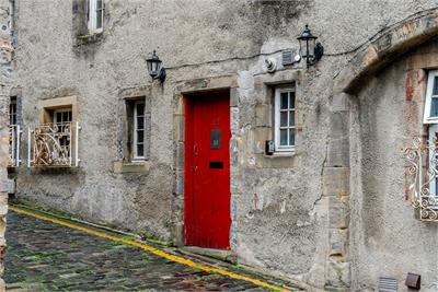 12/4 Robertson's Close, Old Town, Edinburgh, EH1 1LY - image 16