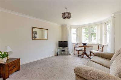 38/2 Meadow Place Road, Edinburgh, EH12 7RY - image 2