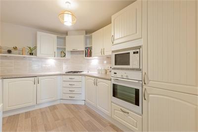 38/2 Meadow Place Road, Edinburgh, EH12 7RY - image 6