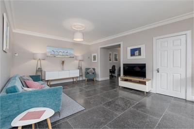 The Garden Flat, Hyndford House, 18 Fidra Road, North Berwick, East Lothian, EH39 4NG - image 2