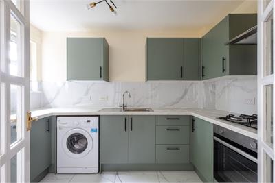4/5 Carrick Knowe Avenue, Edinburgh, EH12 7BX - image 2
