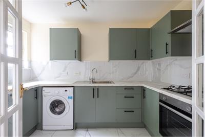 4/5 Carrick Knowe Avenue, Edinburgh, EH12 7BX - image 2