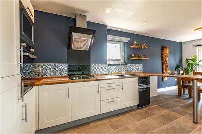 Victoria View, Beechbank, Selkirk, TD7 4ET - image 10