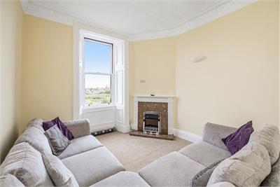 7 (1F2) Meadowbank Place, Meadowbank, Edinburgh, EH8 7AW - image 2