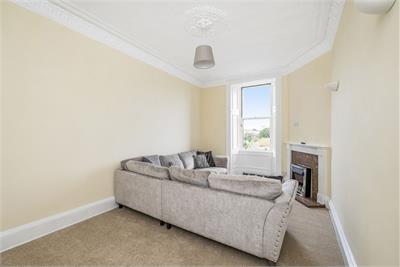 7 (1F2) Meadowbank Place, Meadowbank, Edinburgh, EH8 7AW - image 3