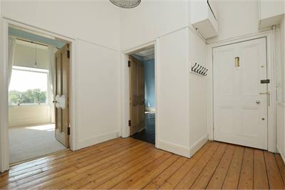 10/5 Montagu Terrace, Inverleith, EH3 5QX - image 24