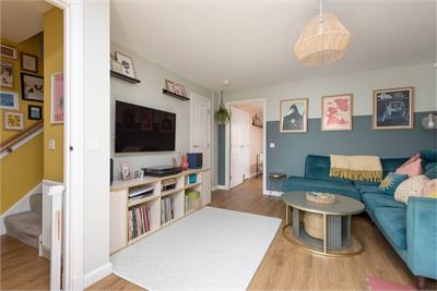 6 Lochiel Crossway, Edinburgh, EH17 8WG - image 4