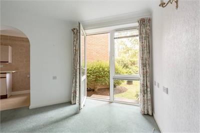 19 Homeross House, 1 Mount Grange, Marchmont, Edinburgh, EH9 2QX - image 5