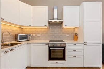 121, 3f2 Comiston Road, Morningside, Edinburgh, EH10 6AQ - image 6