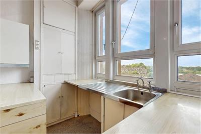 3/1,
6 Dairsie Street,
Muirend
Glasgow,
G44 3EH - image 3