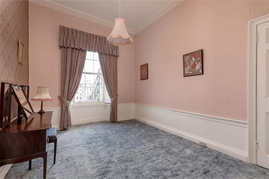 5/2 Nelson Street, New Town, Edinburgh, EH3 6LF - image 11