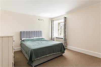2/9 Giles Street, Edinburgh, EH6 6DJ - image 12