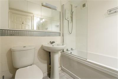 2/9 Giles Street, Edinburgh, EH6 6DJ - image 18