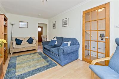 4 Marine Park, Elie, Leven, KY9 1BD - image 2