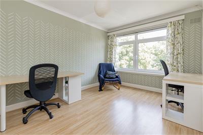 28/3 Merchiston Gardens, Edinburgh, EH10 5DD - image 11