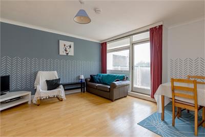 28/3 Merchiston Gardens, Edinburgh, EH10 5DD - image 4