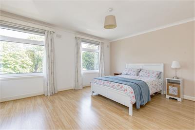 28/3 Merchiston Gardens, Edinburgh, EH10 5DD - image 10