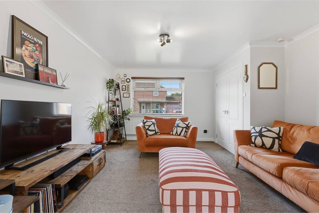 1 Langford Place, Parkhouse, Glasgow, G53 7HZ - image 3
