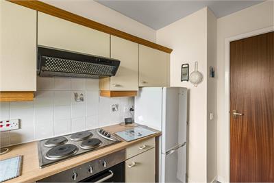 7/4 Wardiefield, Edinburgh, EH5 1RX - image 13