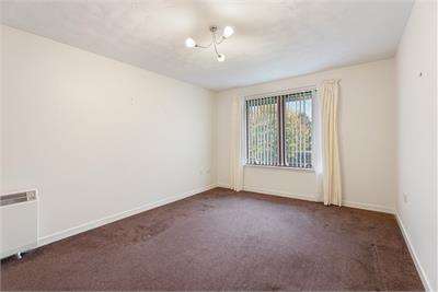 7/4 Wardiefield, Edinburgh, EH5 1RX - image 3