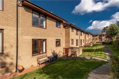 7/4 Wardiefield, Edinburgh, EH5 1RX - image 1