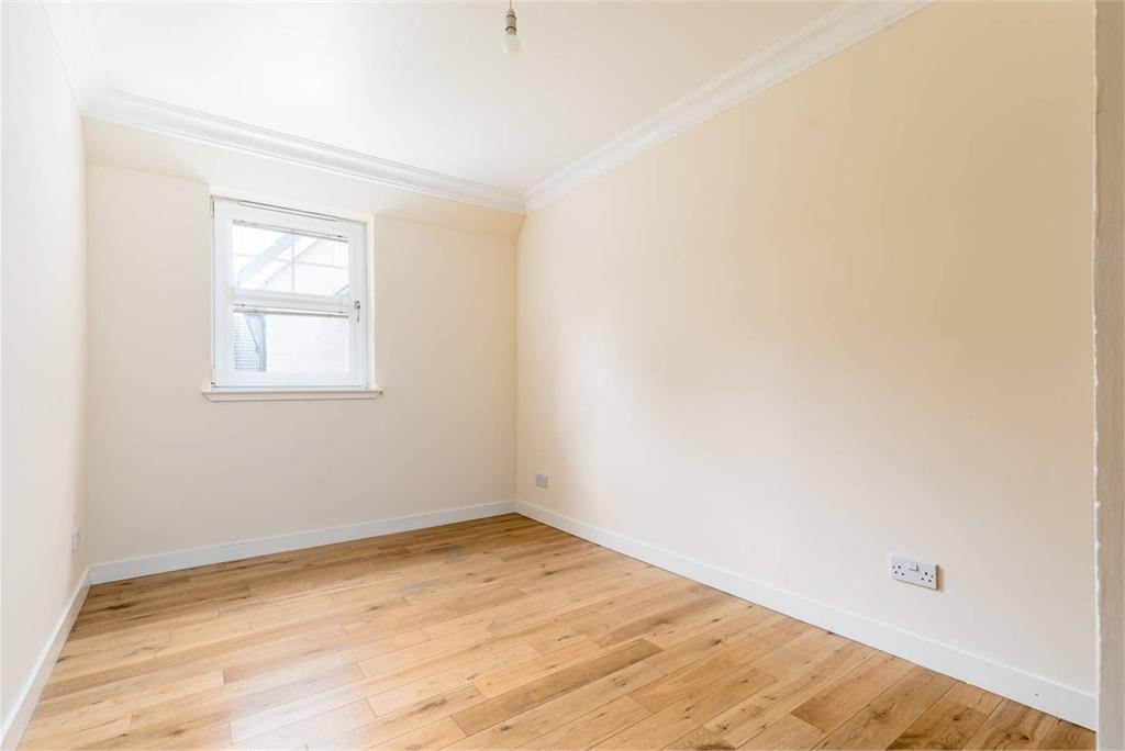 9/5 Old Dalkeith Road,
Prestonfield,
Edinburgh,
EH16 4TE - image 13