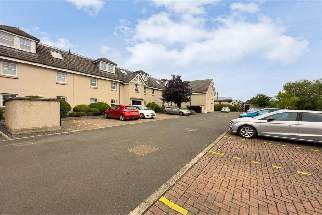 9/5 Old Dalkeith Road,
Prestonfield,
Edinburgh,
EH16 4TE - image 23