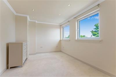 6 Dolphin Gardens East, Currie, EH14 5RB - image 15
