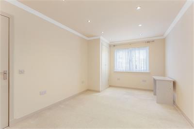 6 Dolphin Gardens East, Currie, EH14 5RB - image 16