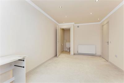 6 Dolphin Gardens East, Currie, EH14 5RB - image 17
