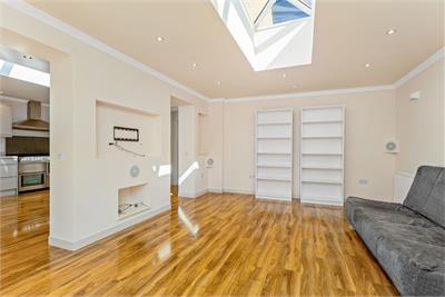6 Dolphin Gardens East, Currie, EH14 5RB - image 3