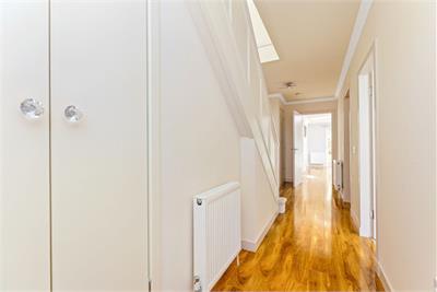 6 Dolphin Gardens East, Currie, EH14 5RB - image 22