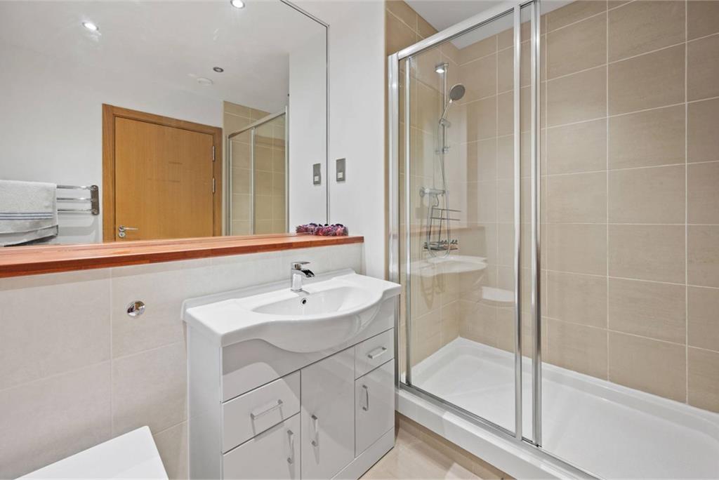 5/12 Western Harbour Way, , Edinburgh, EH6 6LP - image 17
