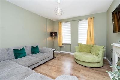 4/2 Restalrig Road South, EDINBURGH, EH7 6LD - image 2