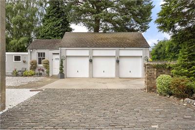 The Thorns,
13 Forkneuk Road,
Uphall,
West Lothian,
EH52 6BL - image 2